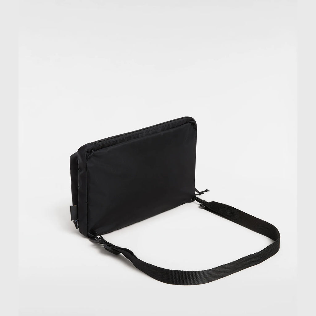 vans-bail-convertible-cross-body-black-vn000mp4blk1-3