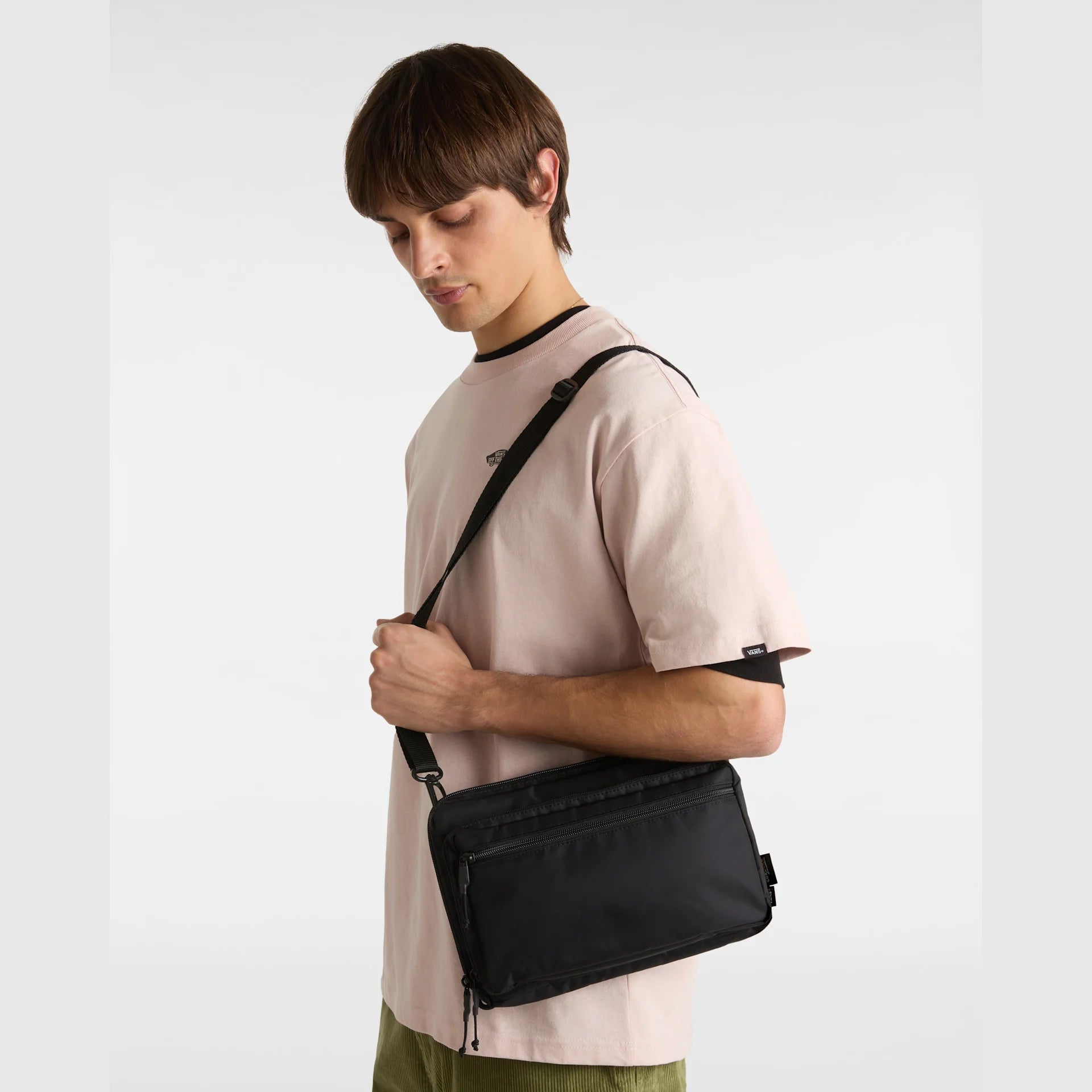 vans-bail-convertible-cross-body-black-vn000mp4blk1-5