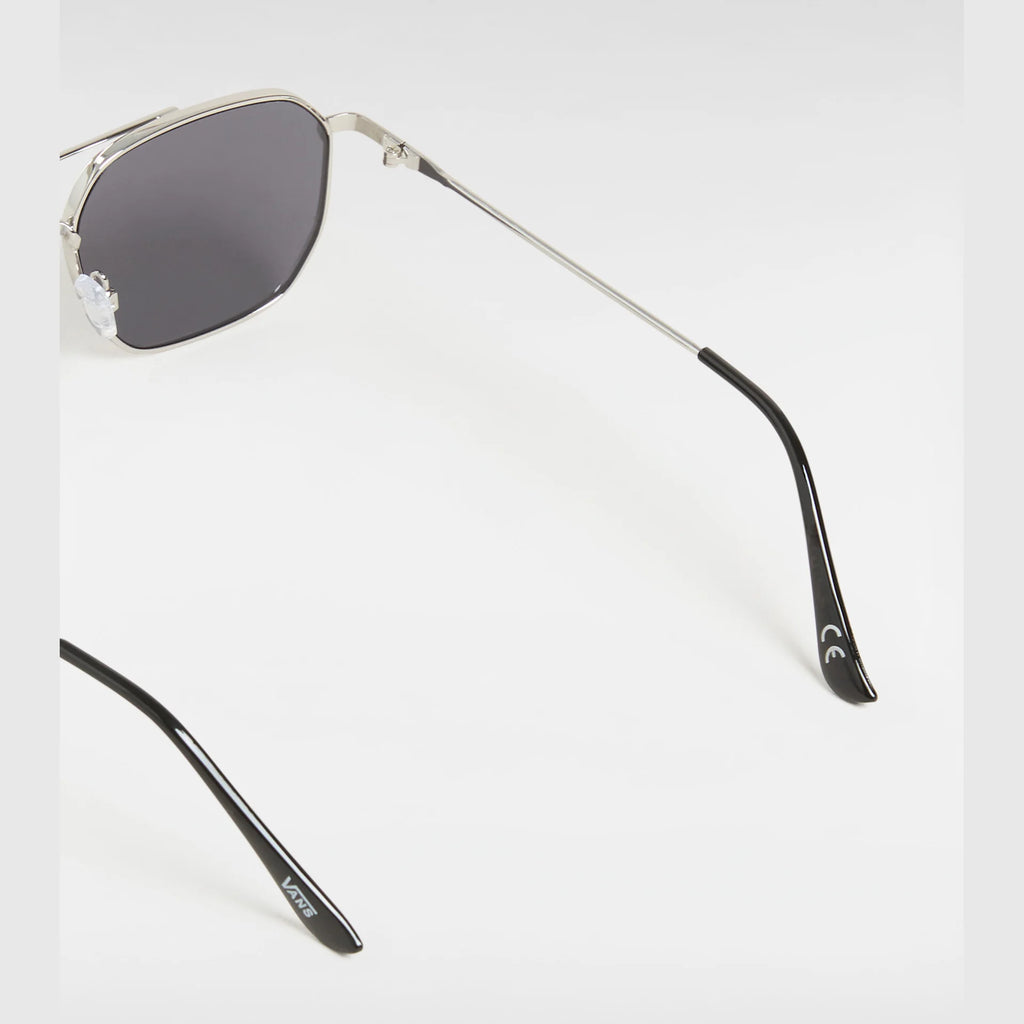 vans-breaker-sunglasses-black-vn000nd6blk1-4