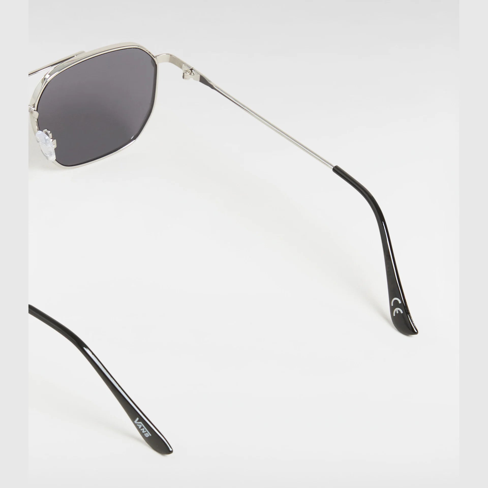 vans-breaker-sunglasses-black-vn000nd6blk1-4