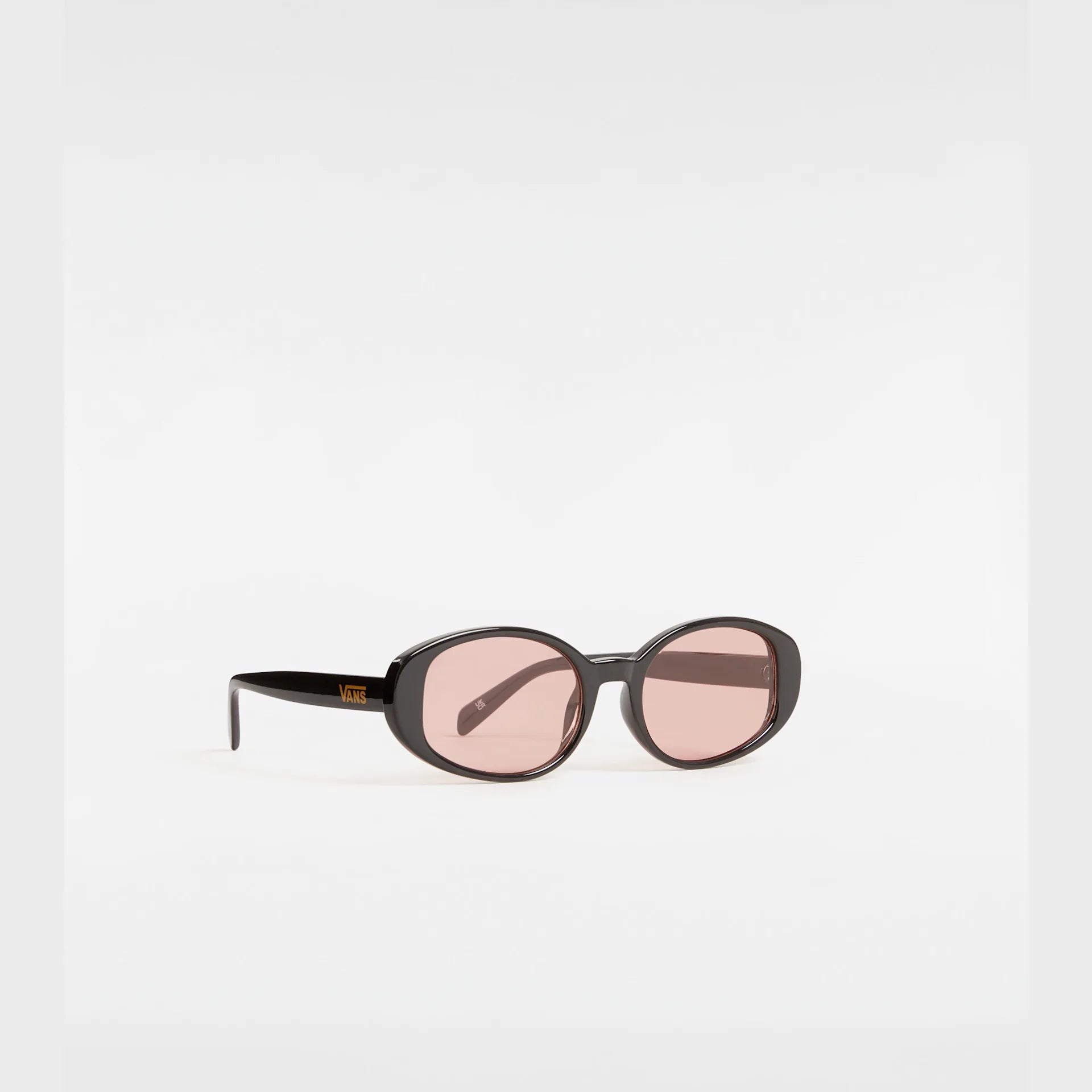 vans-out-there-sunglasses-black-vn000nd7blk1-1