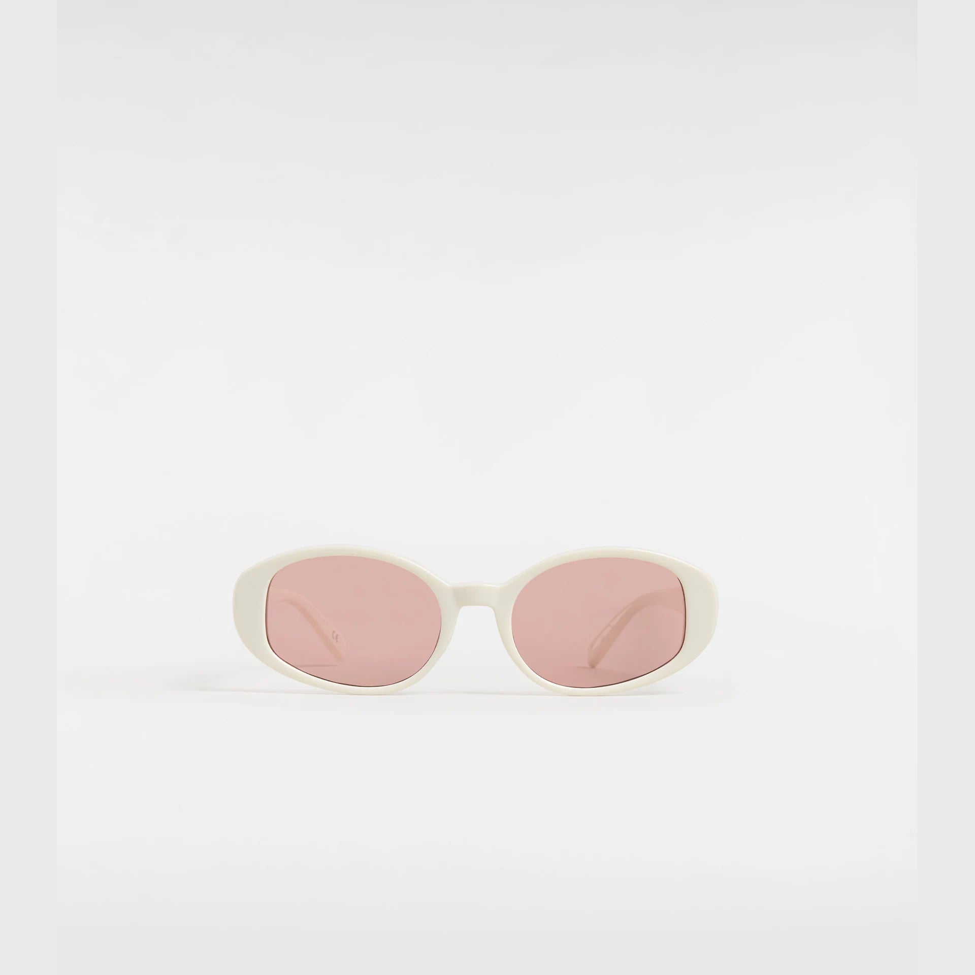 vans-out-there-sunglasses-marshmallow-vn000nd7fs81-2