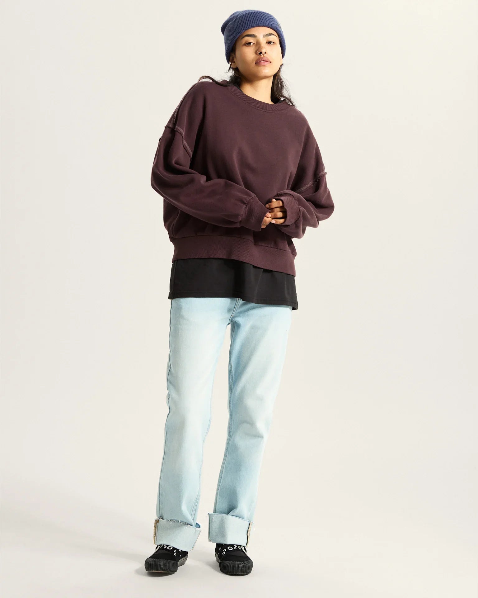 VANS Got Your Back Crew Dark Port Pulóver VN000Q33EMS1 - 6