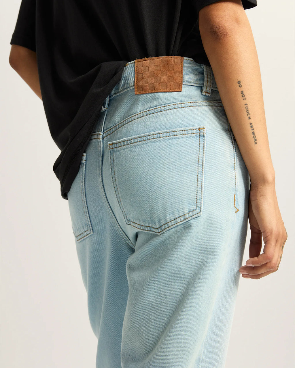 vans-annabelle-straight-leg-pant-light-stonewash-vn000q64ttj1-7