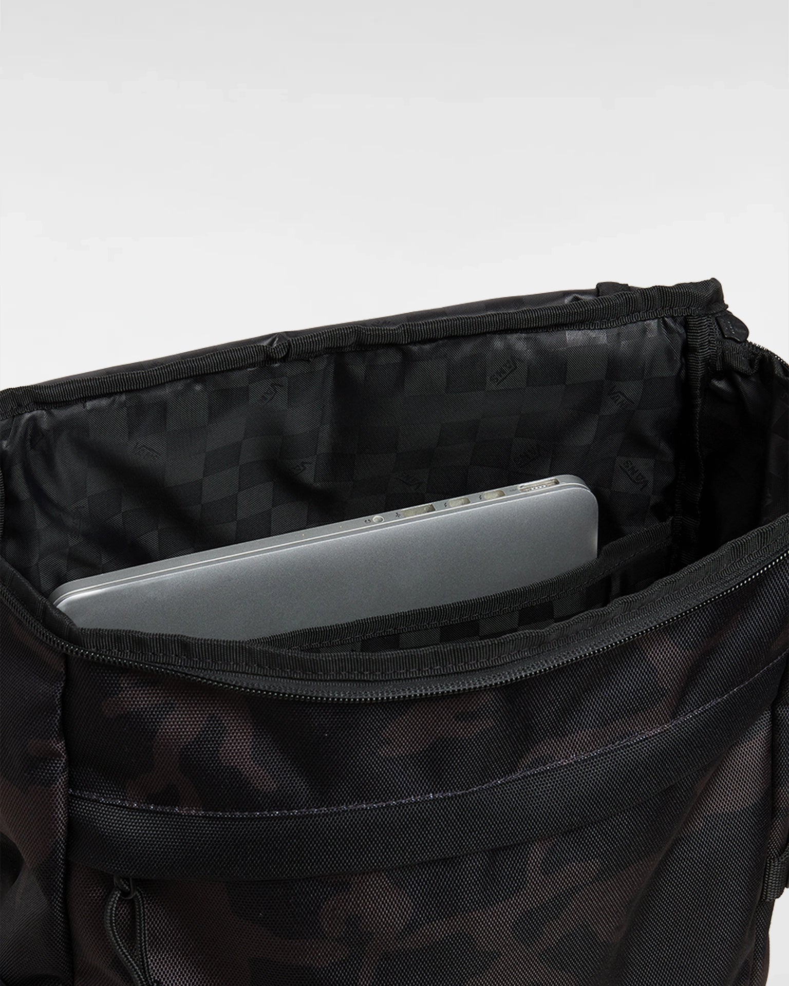 Omit Backpack