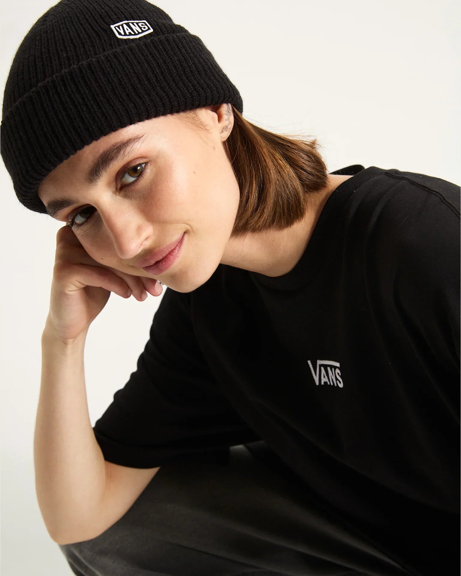 VANS Hex Patch Cuff Beanie Black Beanie VN000QAUBLK1 - 4