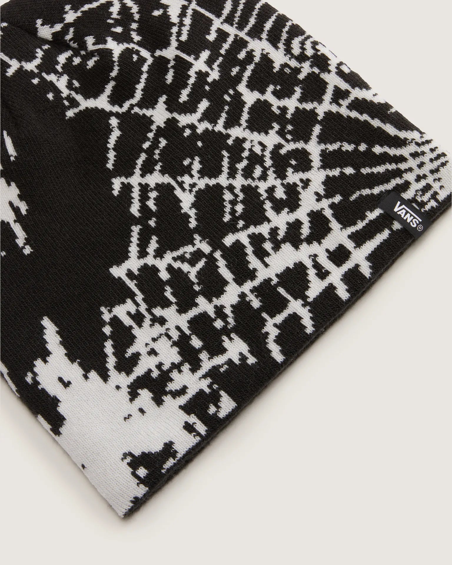 VANS Hovley Beanie Black Beanie VN000QAZBLK1 - 3