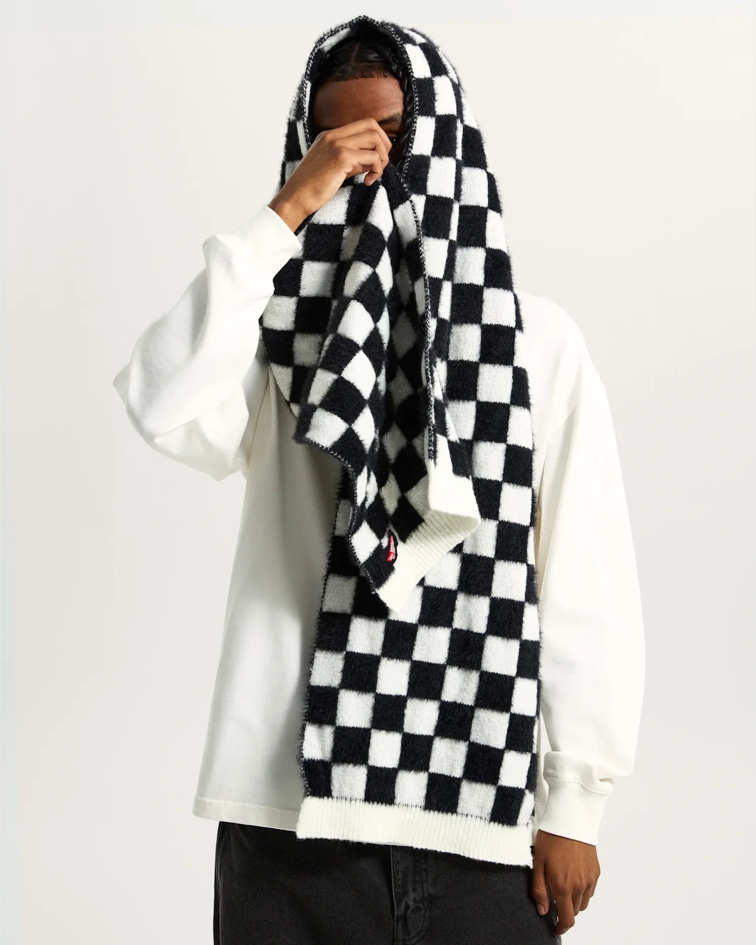 VANS Off The Wall Scarf Black/White Sál VN000QCGY281 - 4