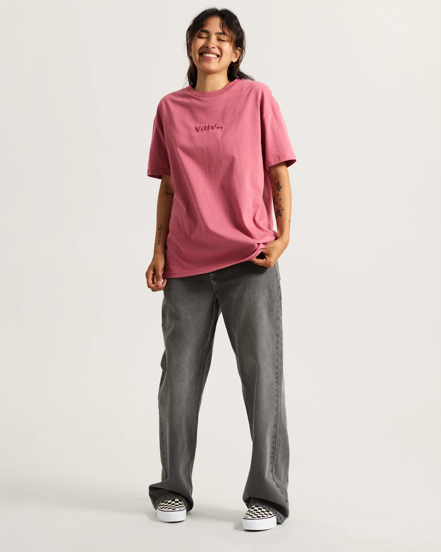 vans-w-essential-os-tee-mauvewood-vn000ranzry1-6