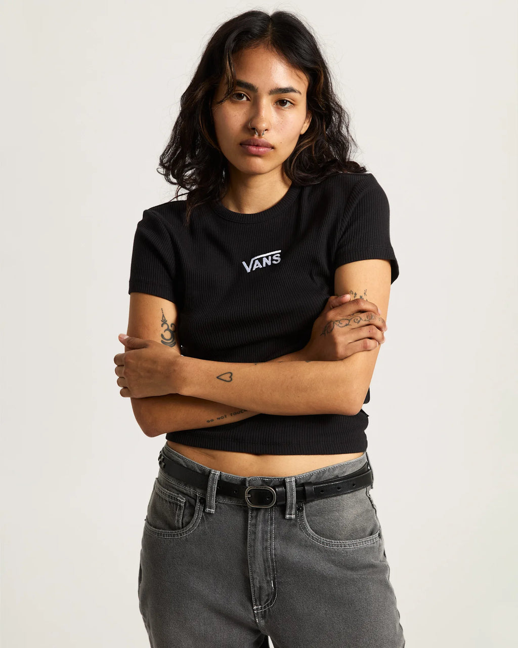 vans-cameron-tee-black-vn000rd1blk1-3