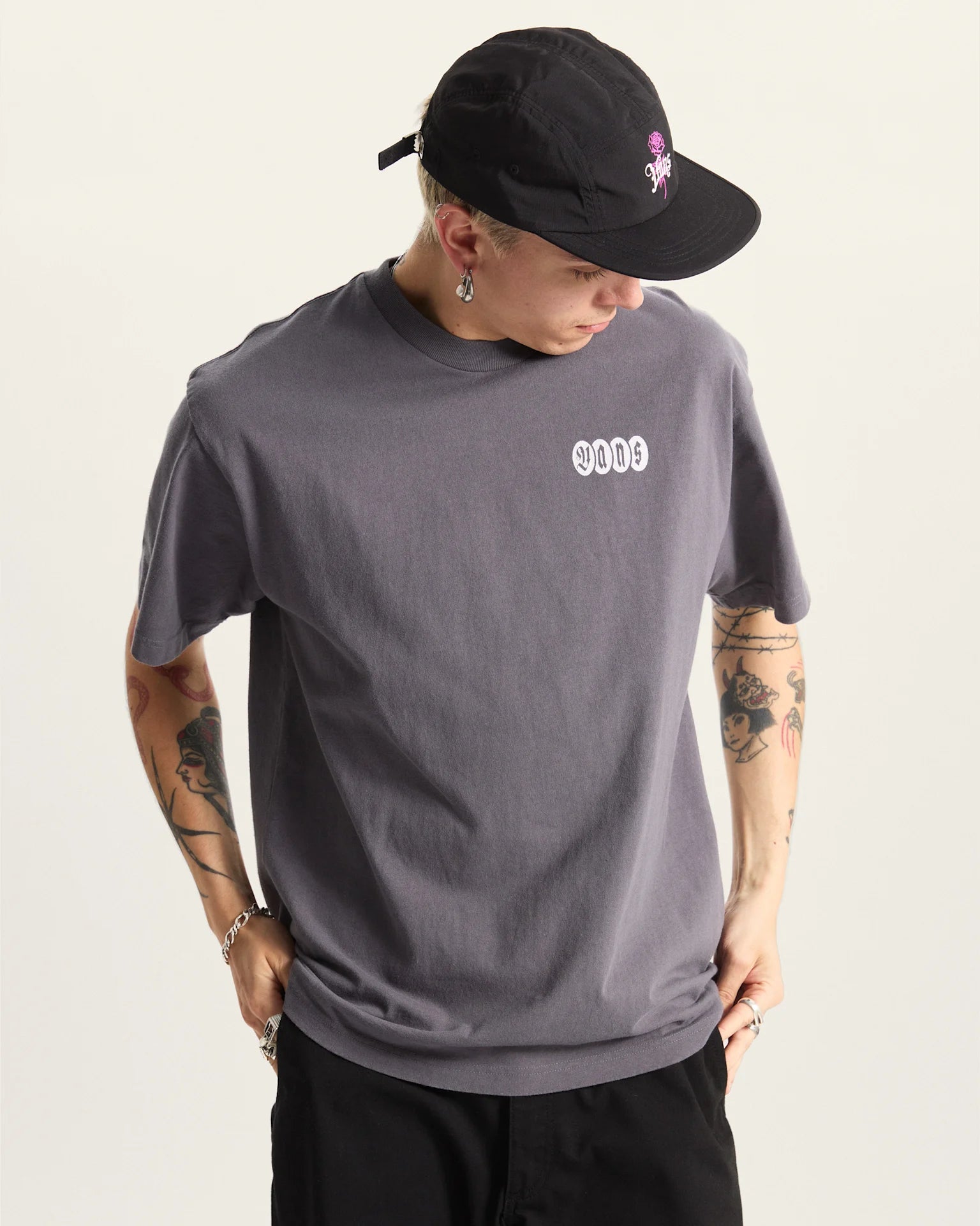 EARTHBOUND LOOSE FIT SS TEE