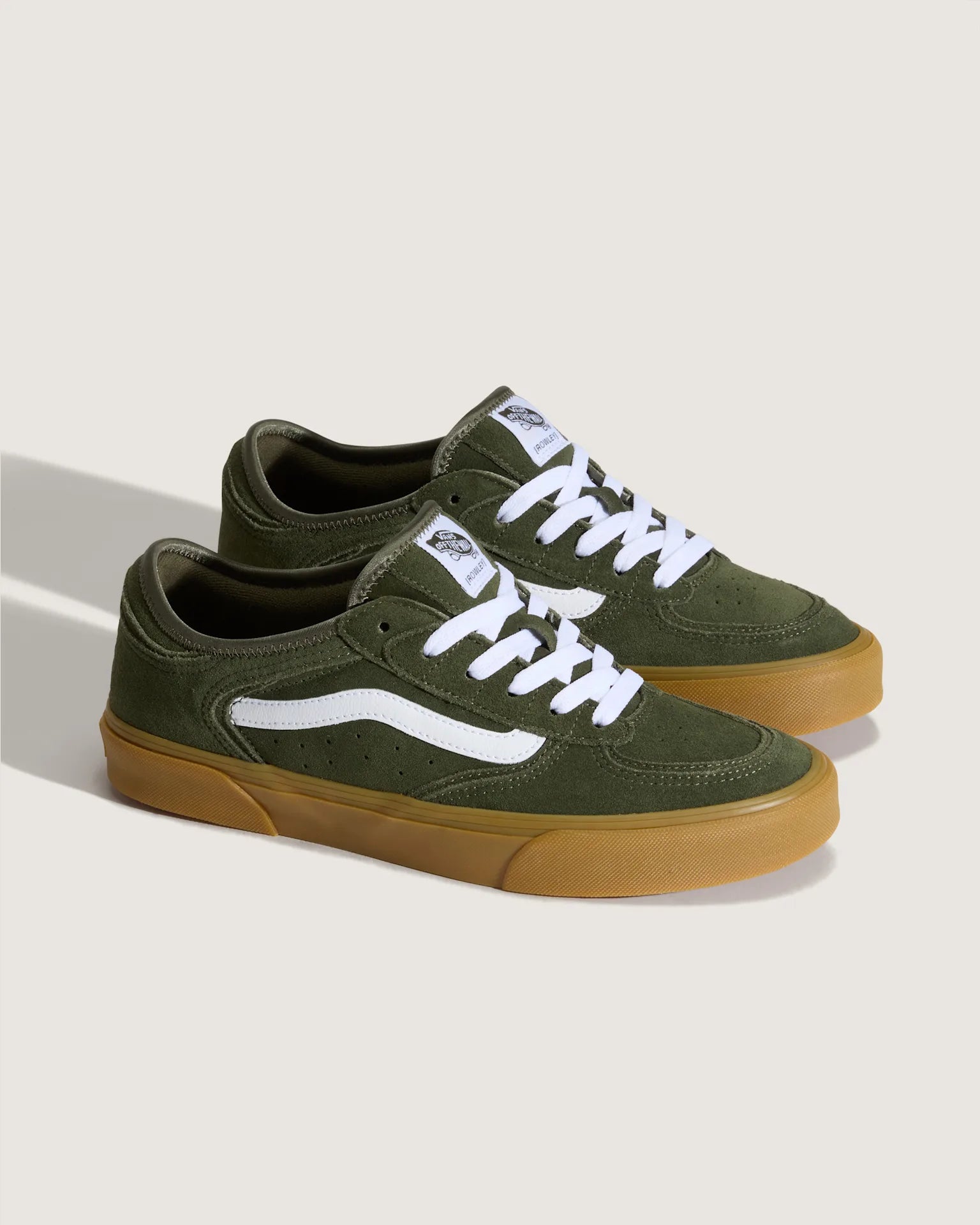 vans-rowley-classic-grape-leaf/gum-vn000sf4n3u1-2