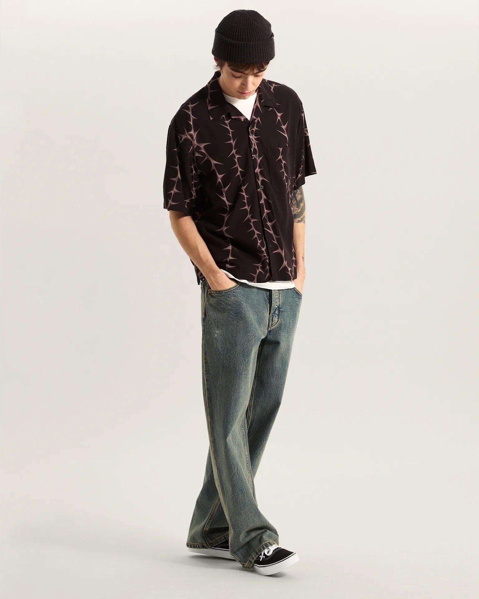 VANS Van Doren Printed Camp SS Shirt Black Ing VN000T9UBLK1 - 5
