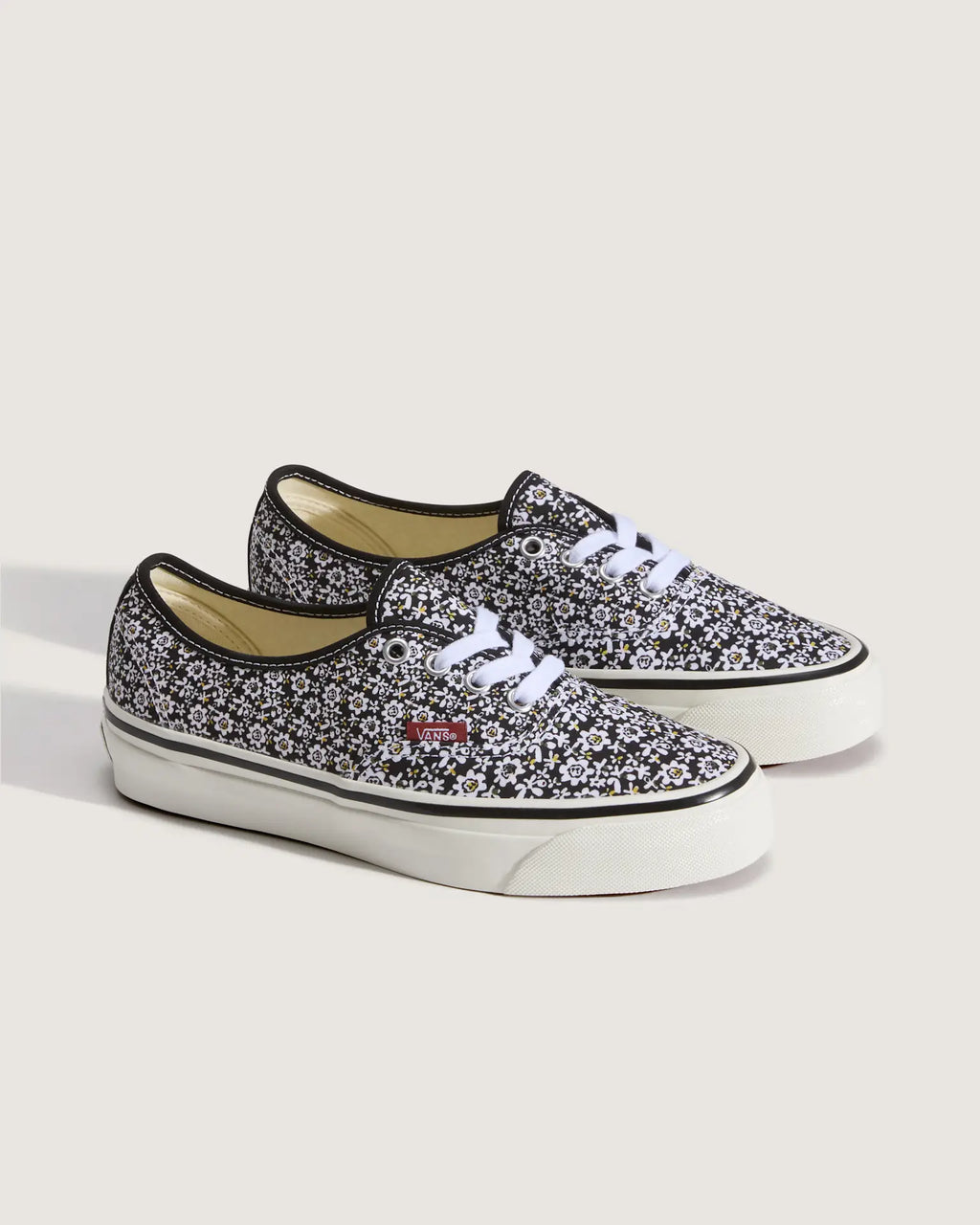 Vans LX Authentic 44 DAISY Black/White Cipő VN000Z02BA21 - 2