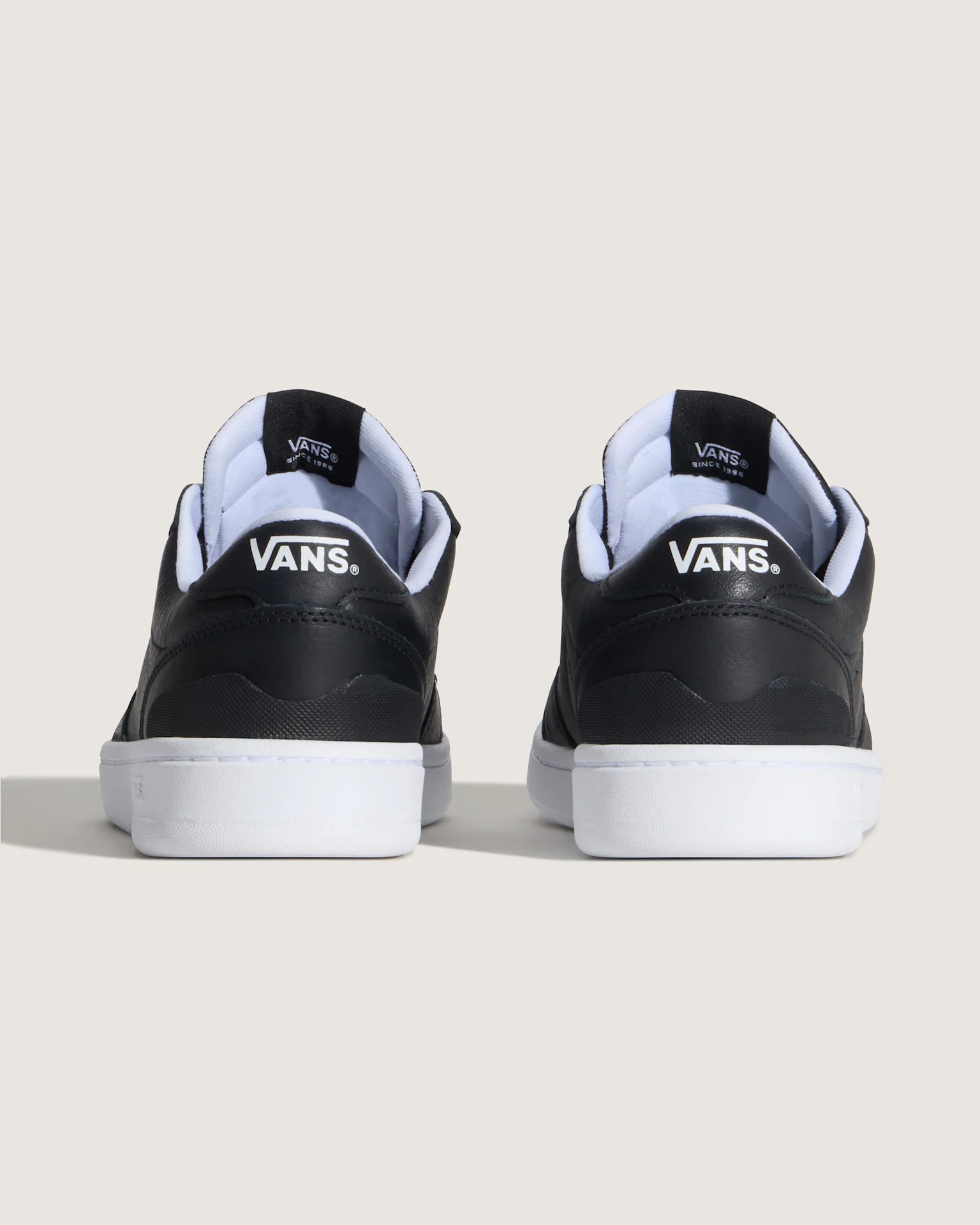 Vans Court Low Black Cipő VN000Z26BLA1 - 4