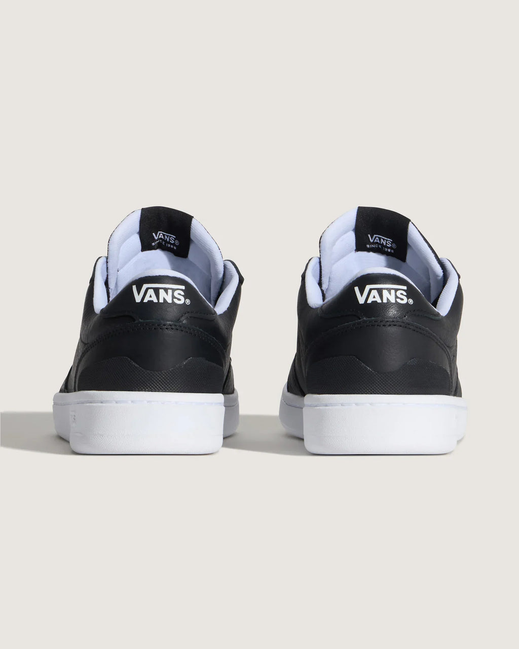 Vans Court Low Black Cipő VN000Z26BLA1 - 4