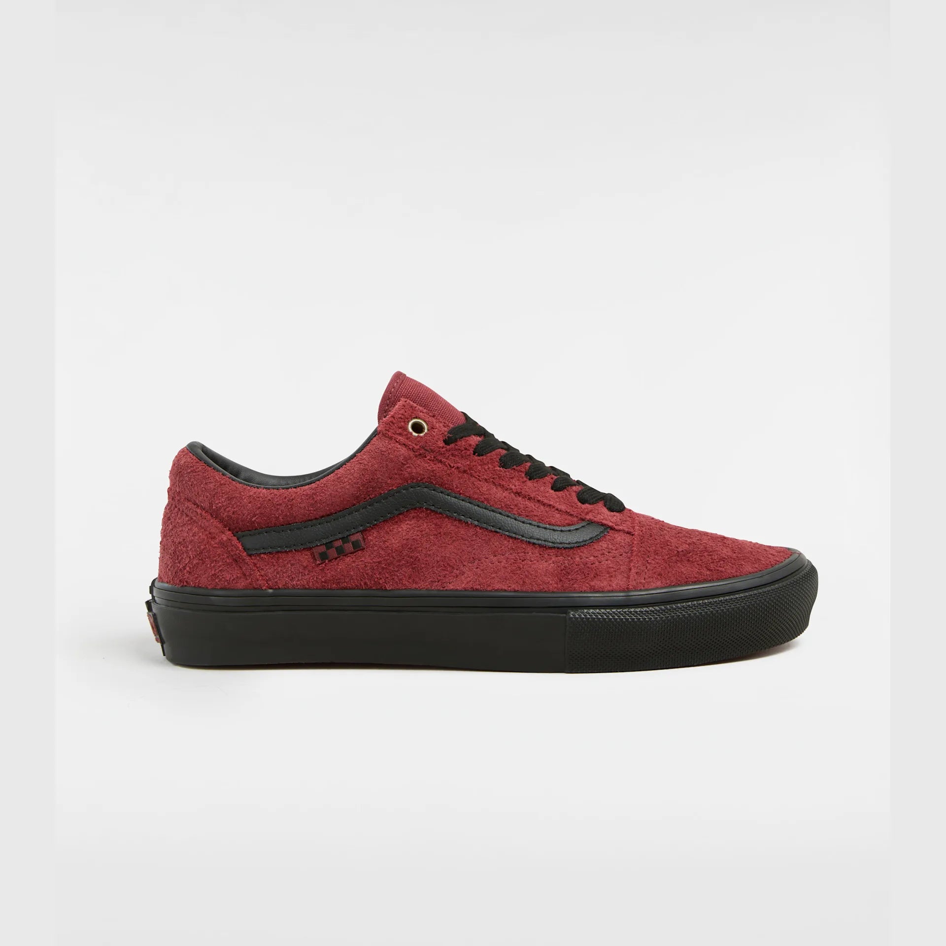 vans-skate-old-skool-hairy-suede-black/burgundy-vn0a2z32kgd1-1