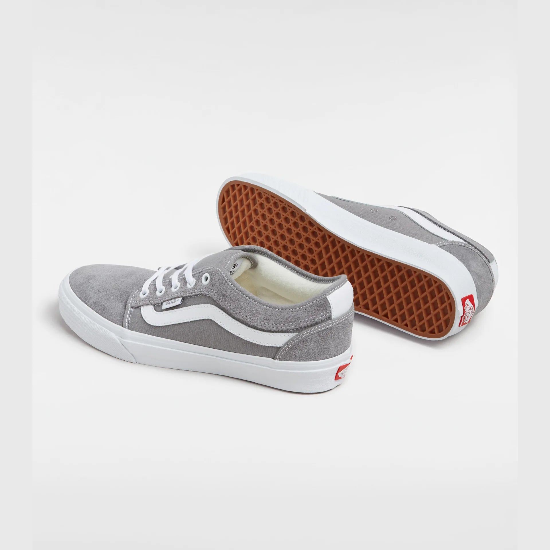 vans-skate-chukka-low-sidestripe-light-grey-vn0a2z3qltg1-3