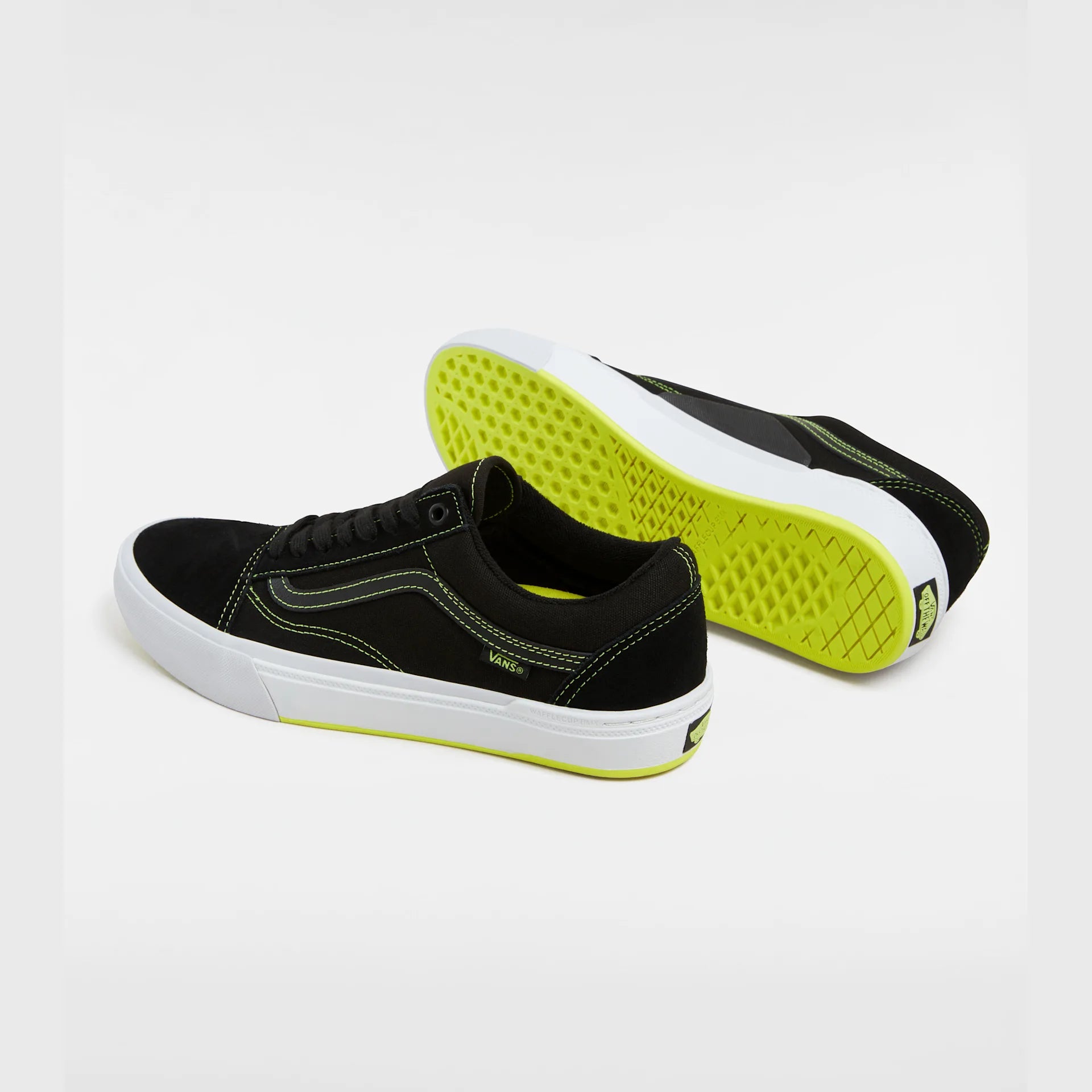 vans-bmx-old-skool-black/neon-yellow-vn0a2z3w8dr1-3
