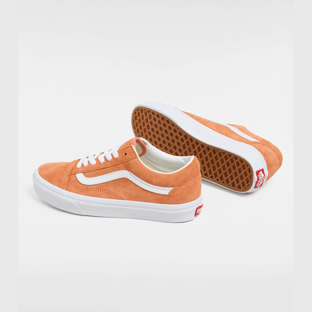 vans-old-skool-pig-suede-carnelian-vn0a2z42vvl1-3