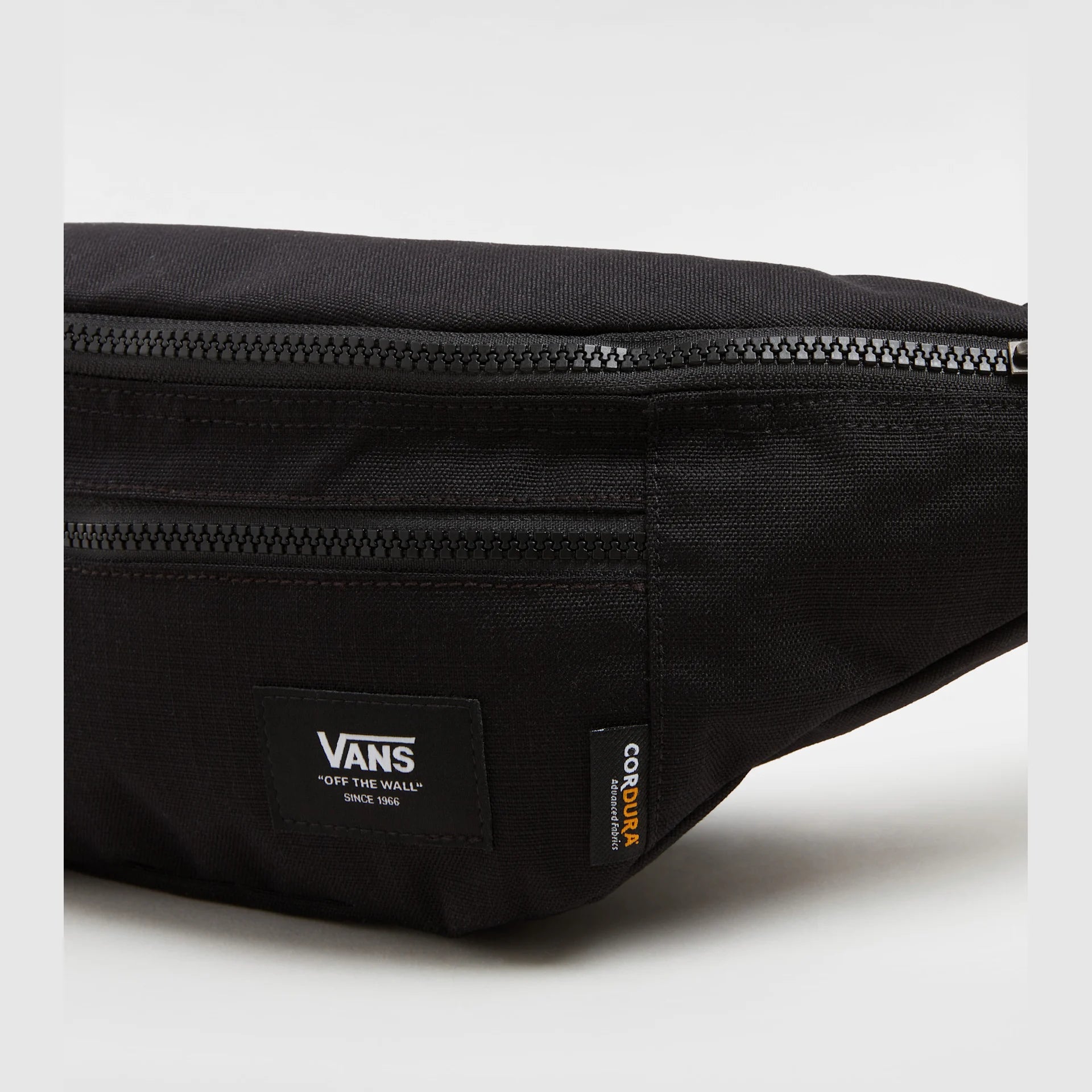 vans-ward-cross-body-pack-black-ripstop-vn0a2zxx6zc1-4