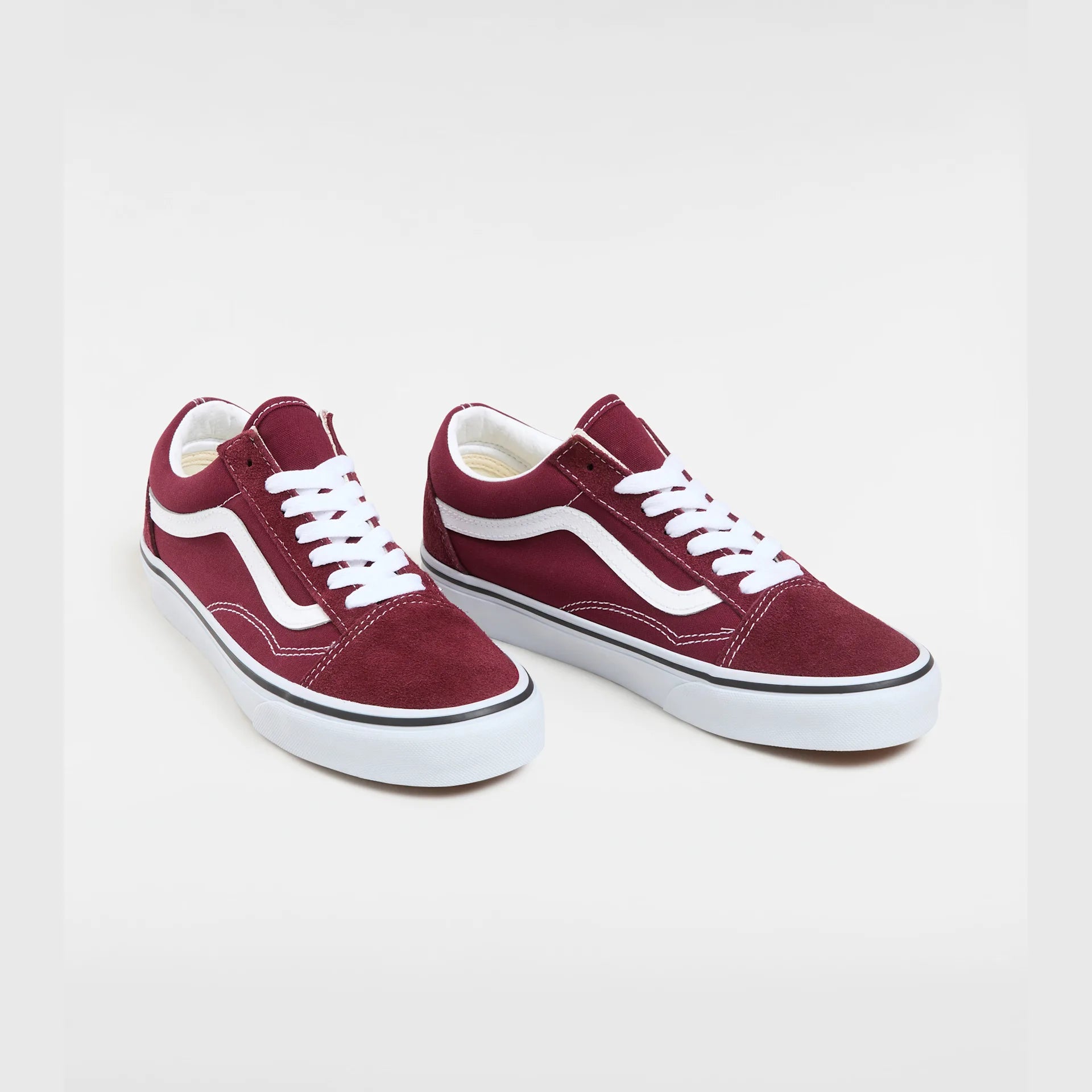 vans-ua-old-skool-port-royale/true-white-vn0a38g15u71-2
