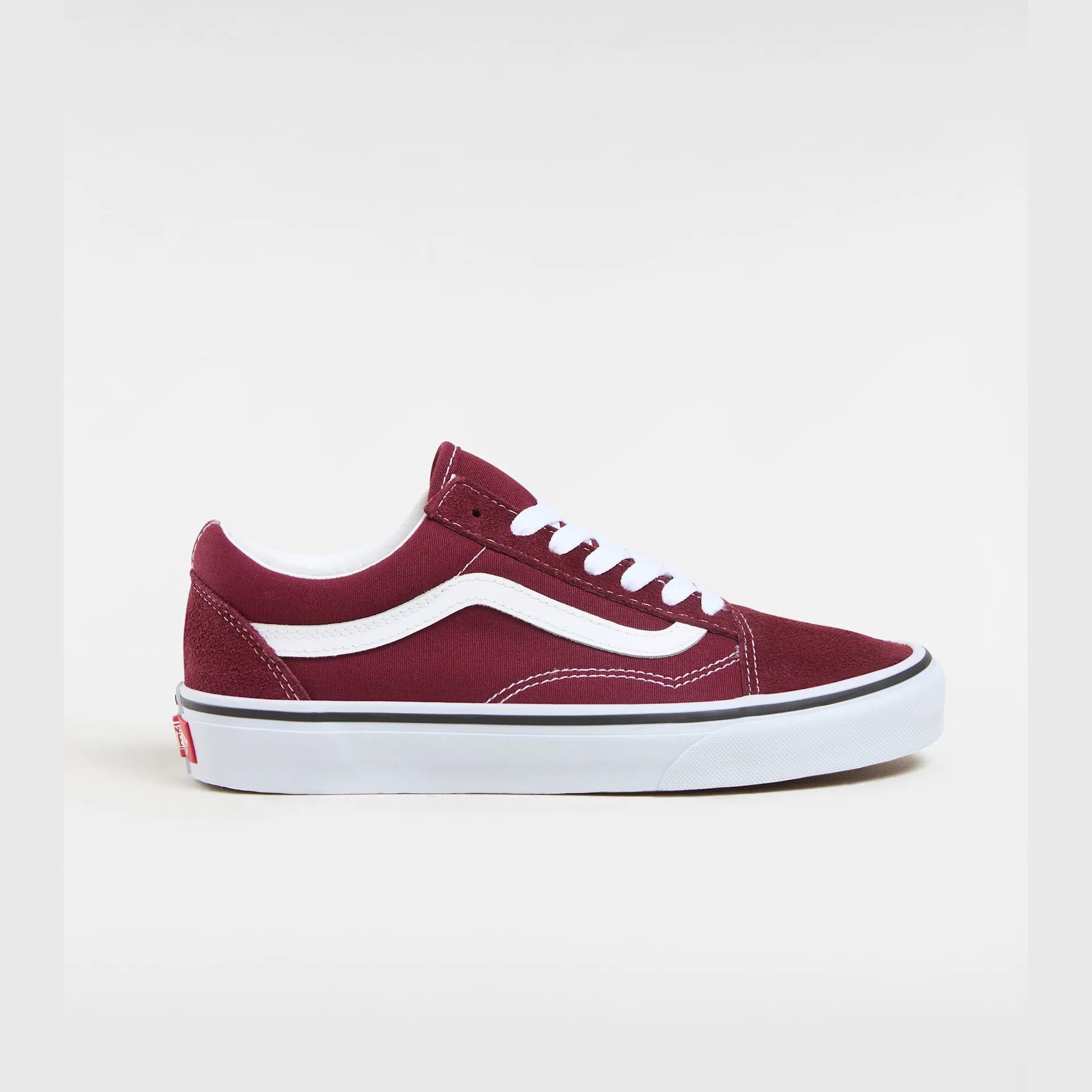 vans-ua-old-skool-port-royale/true-white-vn0a38g15u71-1