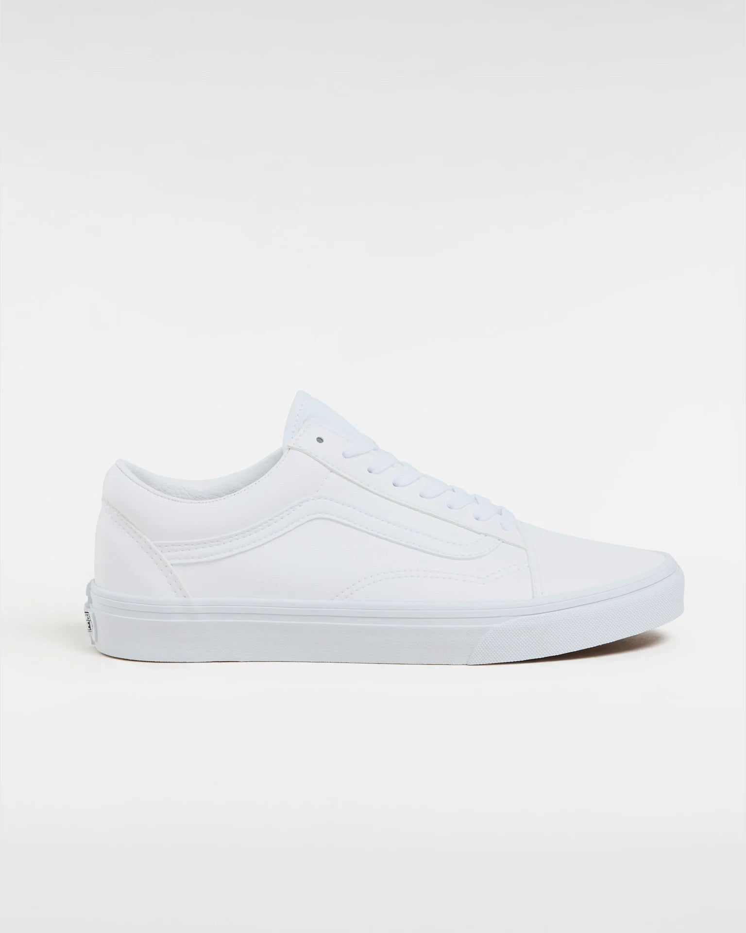 vans-ua-old-skool-(classic-tumble)truewhite-vn0a38g1odj1-1