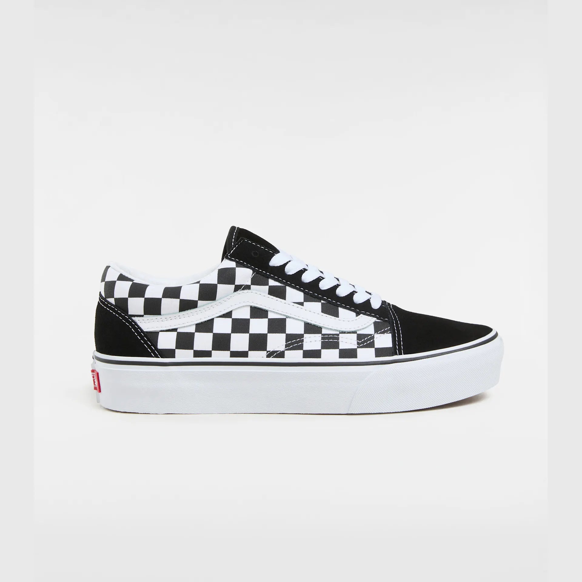 vans-old-skool-platform-(checkerboard)-black/true-white-vn0a3b3uhrk1-1