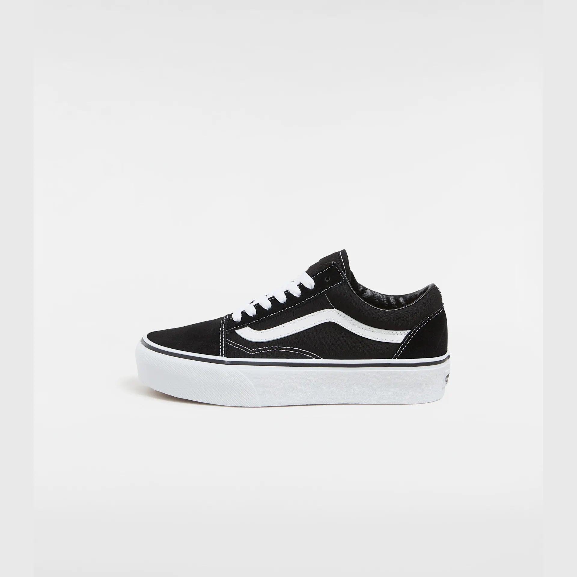 vans-ua-old-skool-platform-black/white-vn0a3b3uy281-6