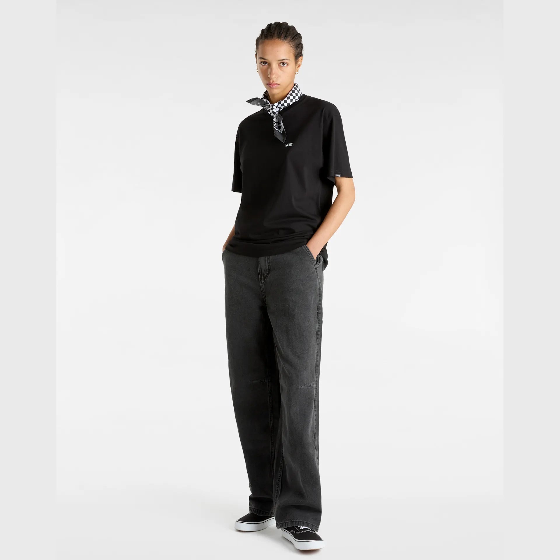 vans-left-chest-logo-tee-black/white-vn0a3czey281-4