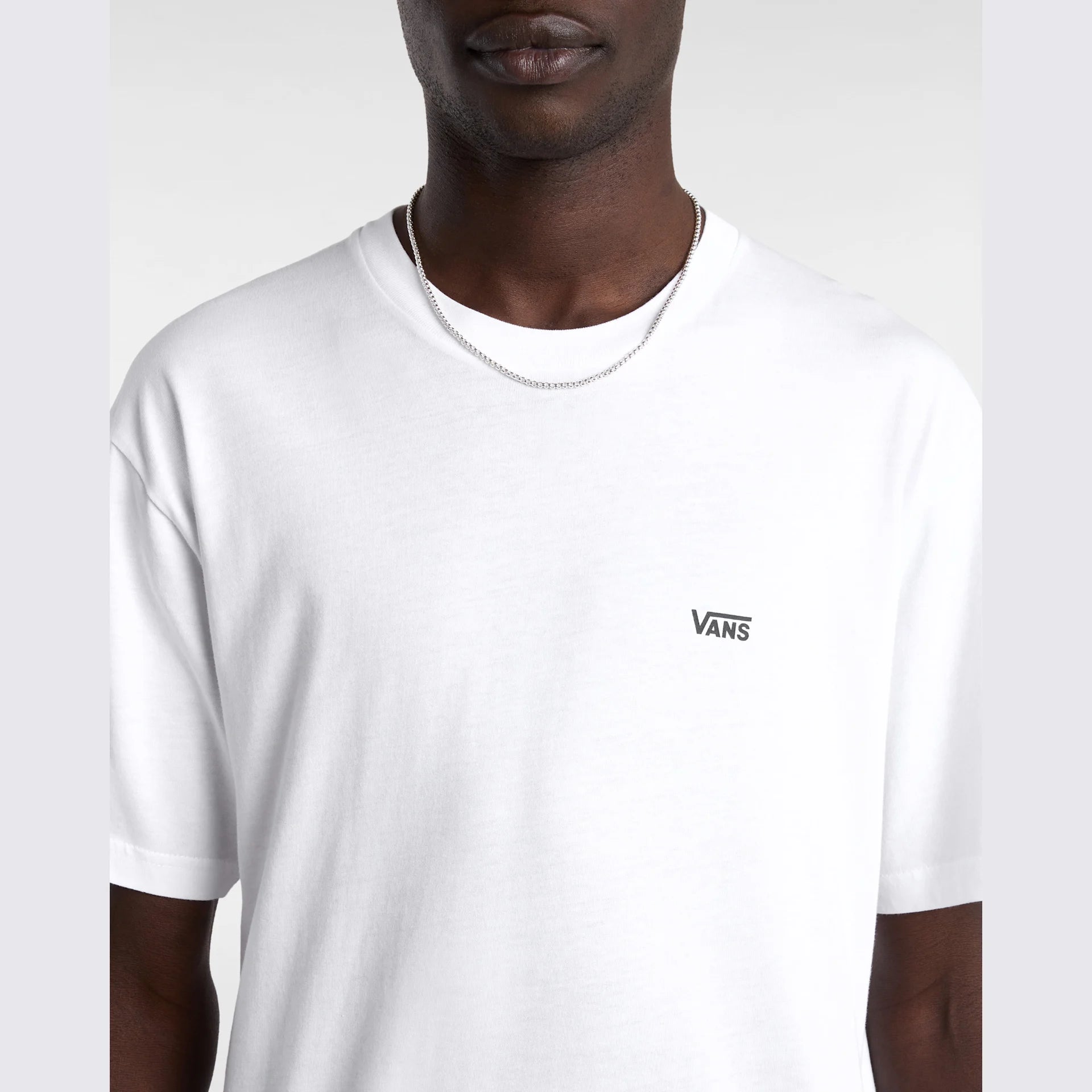 vans-left-chest-logo-tee-white/black-vn0a3czeyb21-6
