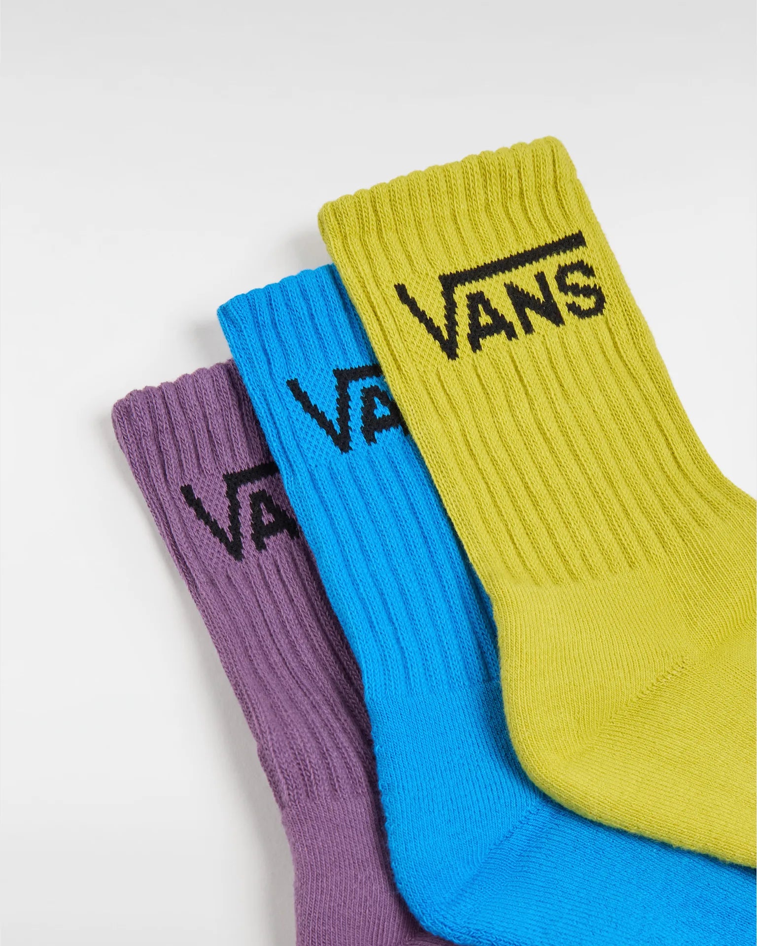 vans-classic-crew-6.5-10-3pk-grape-jam-vn0a49zfcif1-3