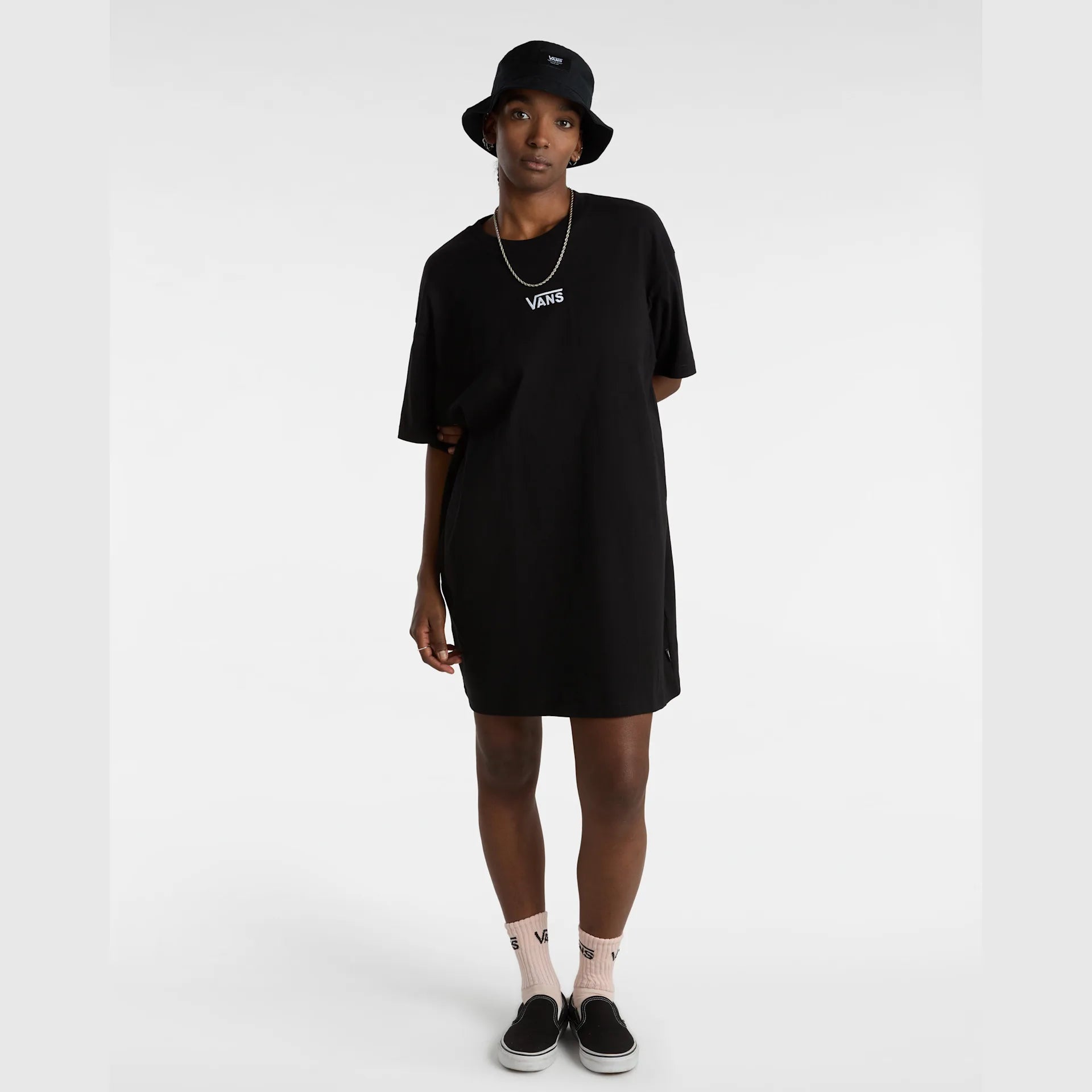 vans-center-vee-tee-dress-black-vn0a4ru2blk1-6