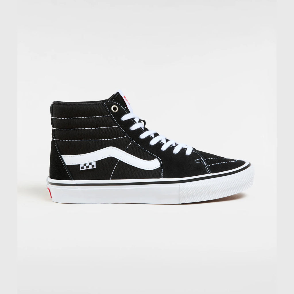 vans-skate-sk8-hi-black/white-vn0a5fccy281-1