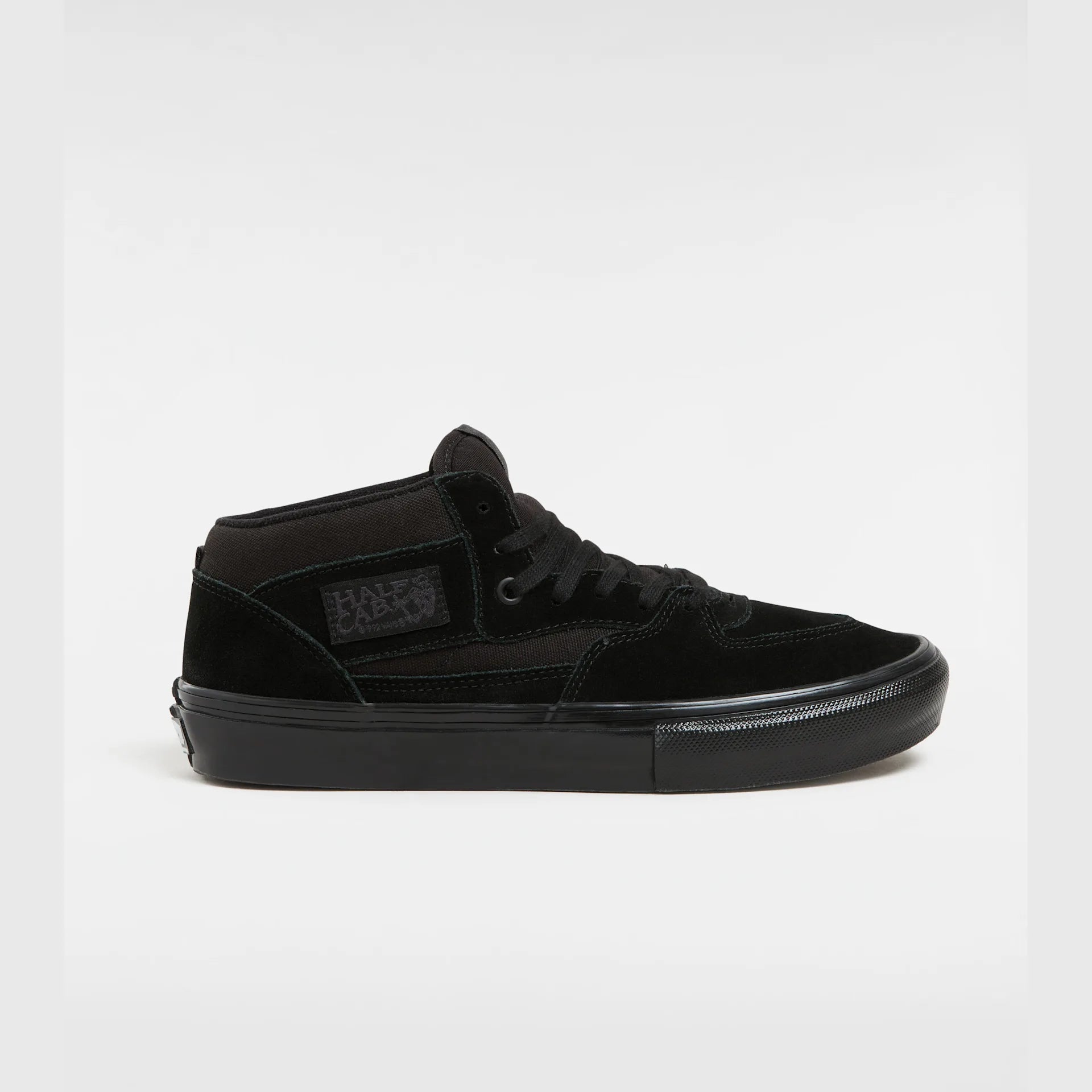 vans-skate-half-cab-black/black-vn0a5fcdbka1-1