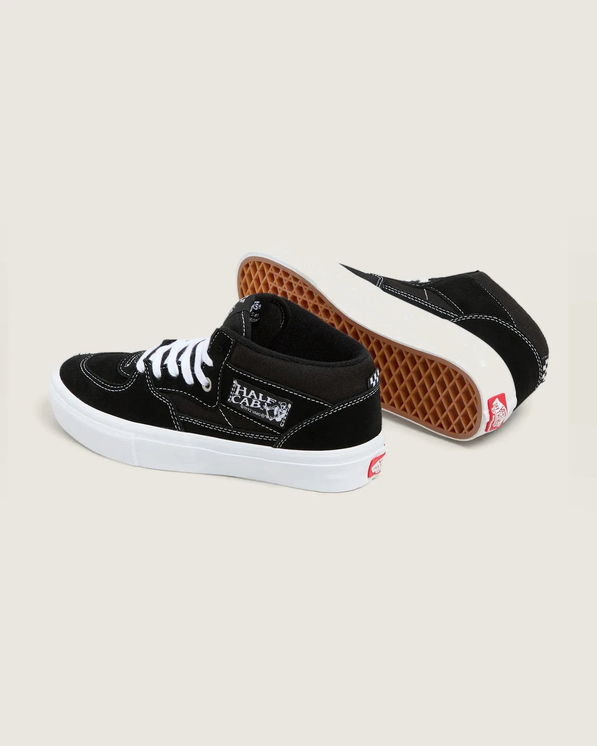 VANS Skate Half Cab Black/White Cipő kép 3