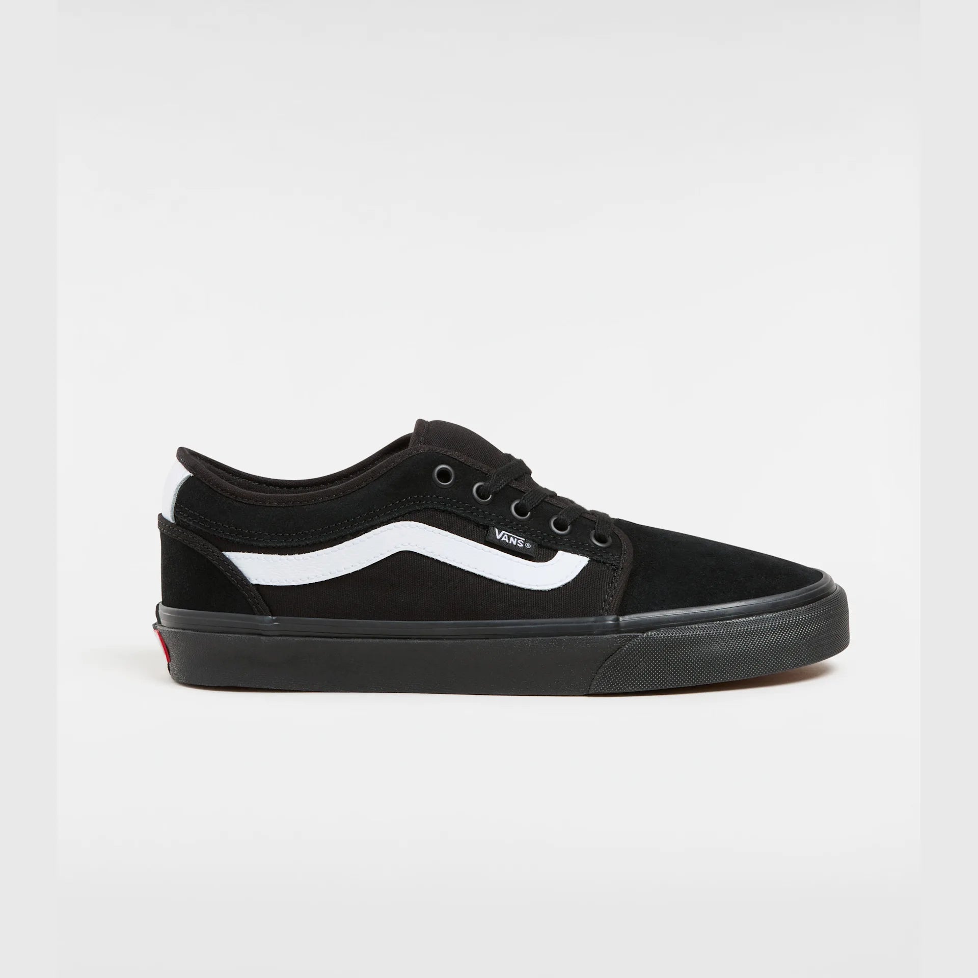 vans-mn-chukka-low-sidestripe-black/black/white-vn0a5kqzb8c1-1