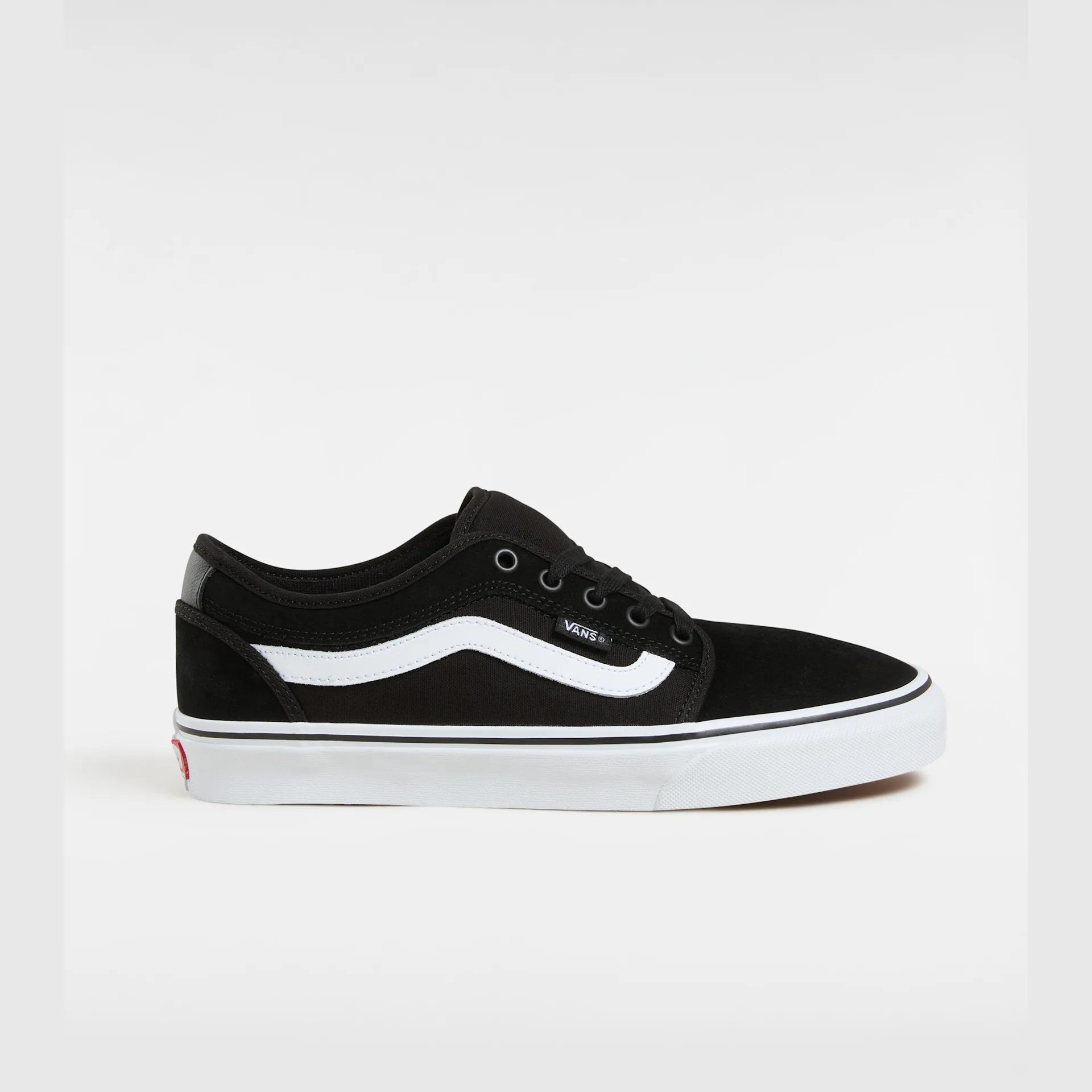 vans-skate-chukka-low-sidestripe-black/white-vn0a5kqzba21-1
