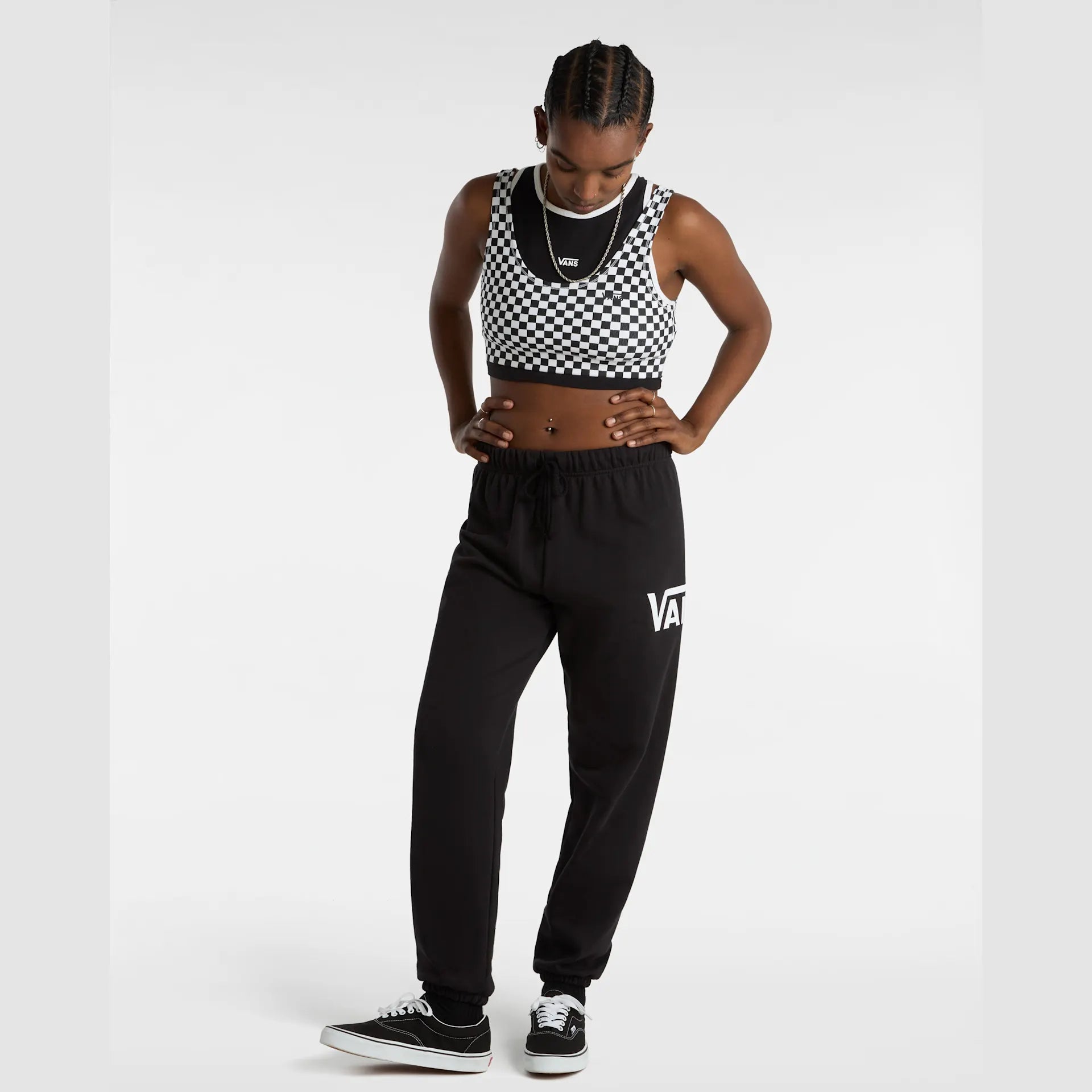 vans-wm-flying-v-print-bra-flying-v-black/white-checkerboard-vn0a7pnd56m1-5