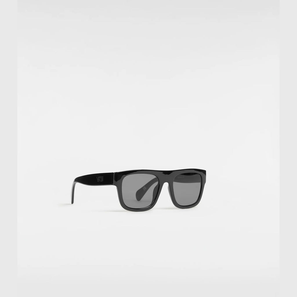 vans-squared-off-shades-black-vn0a7pr1blk1-1