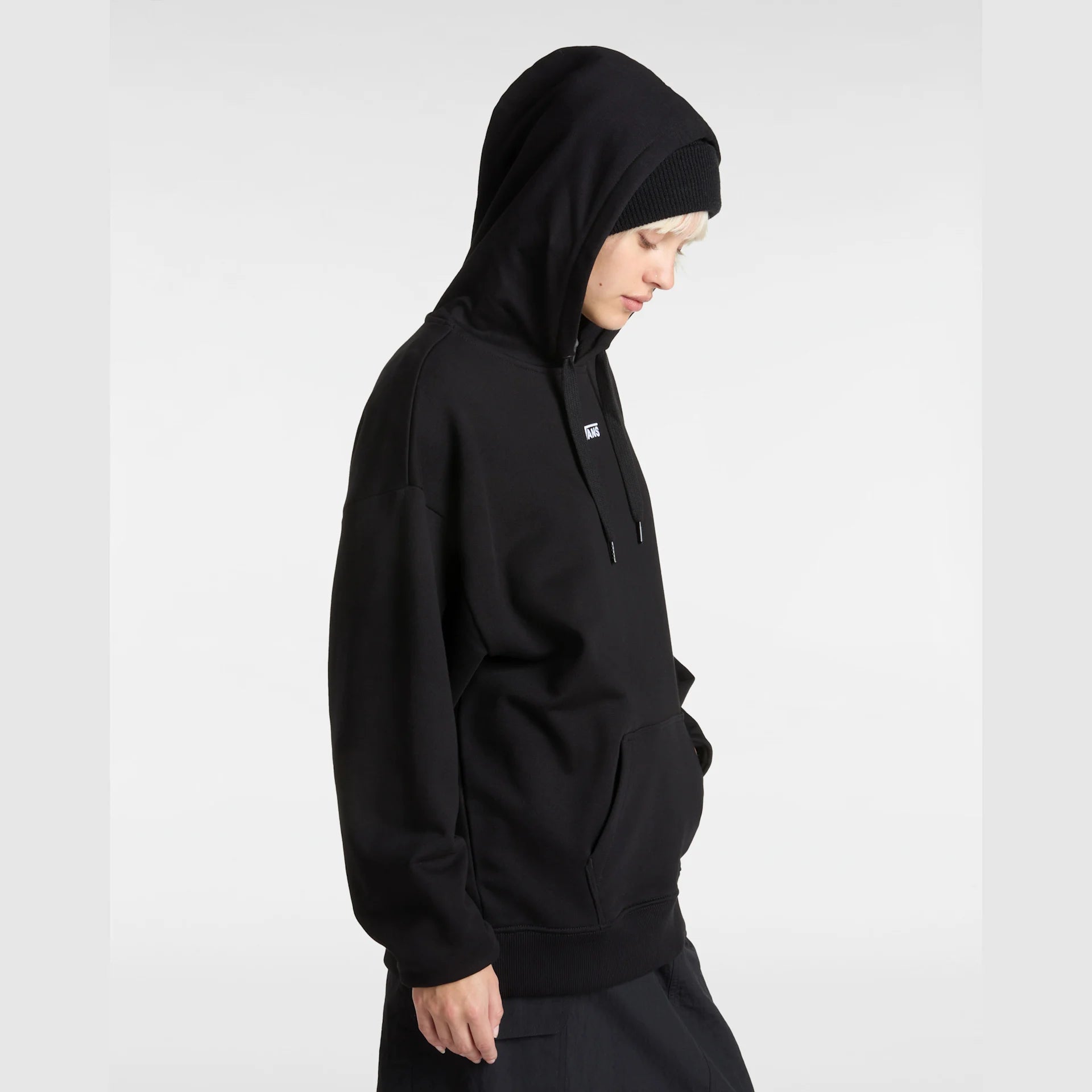 vans-flying-v-os-ft-ls-hoodie-flying-v-black-vn0a7rmdblk1-5