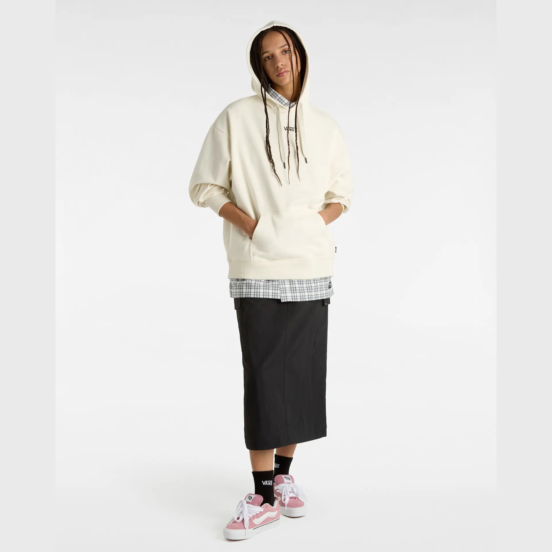 vans-flying-v-os-ft-ls-hoodie-flying-v-turtledove-vn0a7rmddjr1-6