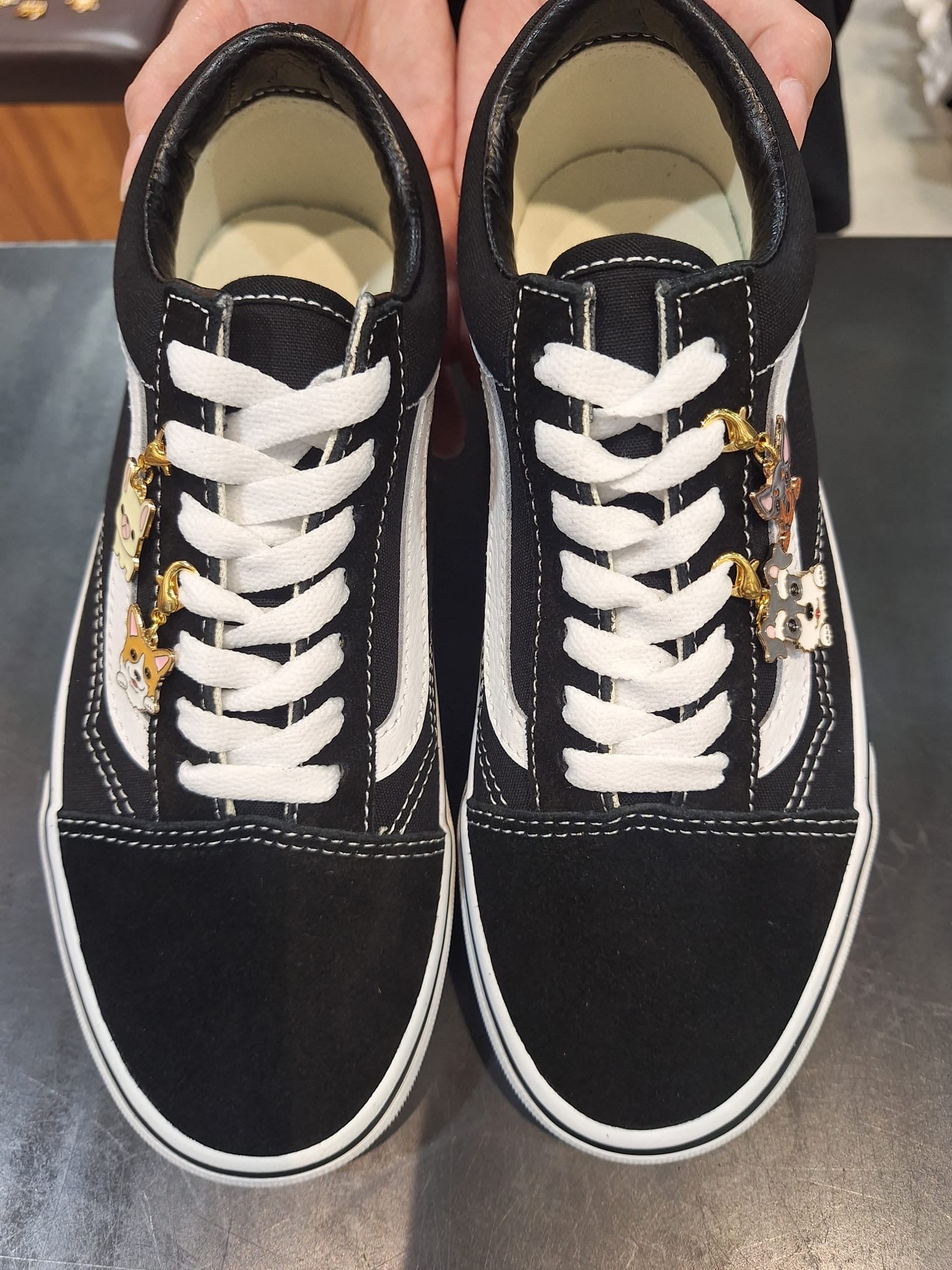 VANS UA Old Skool Dog Charm Cipő VND3HY281DC - 2