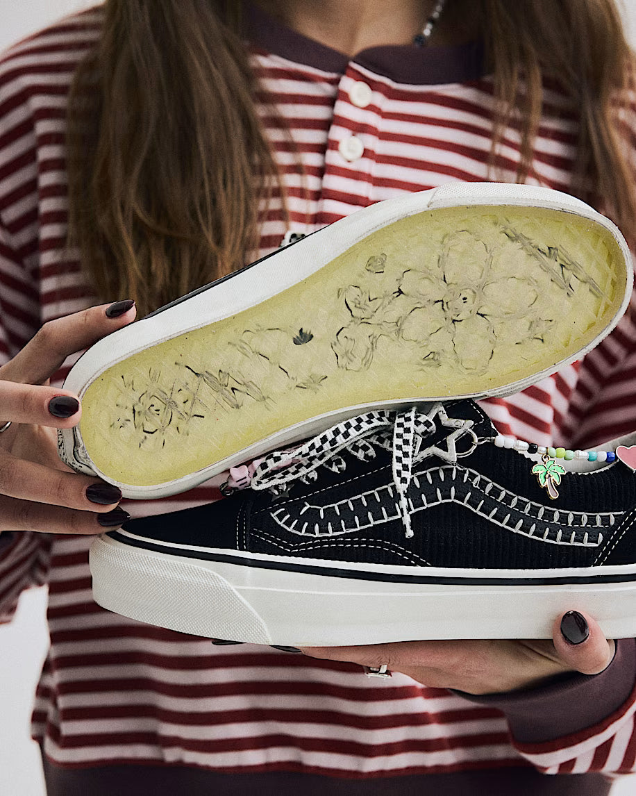Vans LX Old Skool Charms BLACK/MARSHMALL Cipő VN000EGYBPR1 - 10